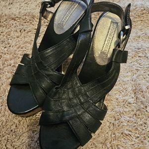 Black Leather Banana Republic Sandals  cork high heel sole Size 10 Retail $98